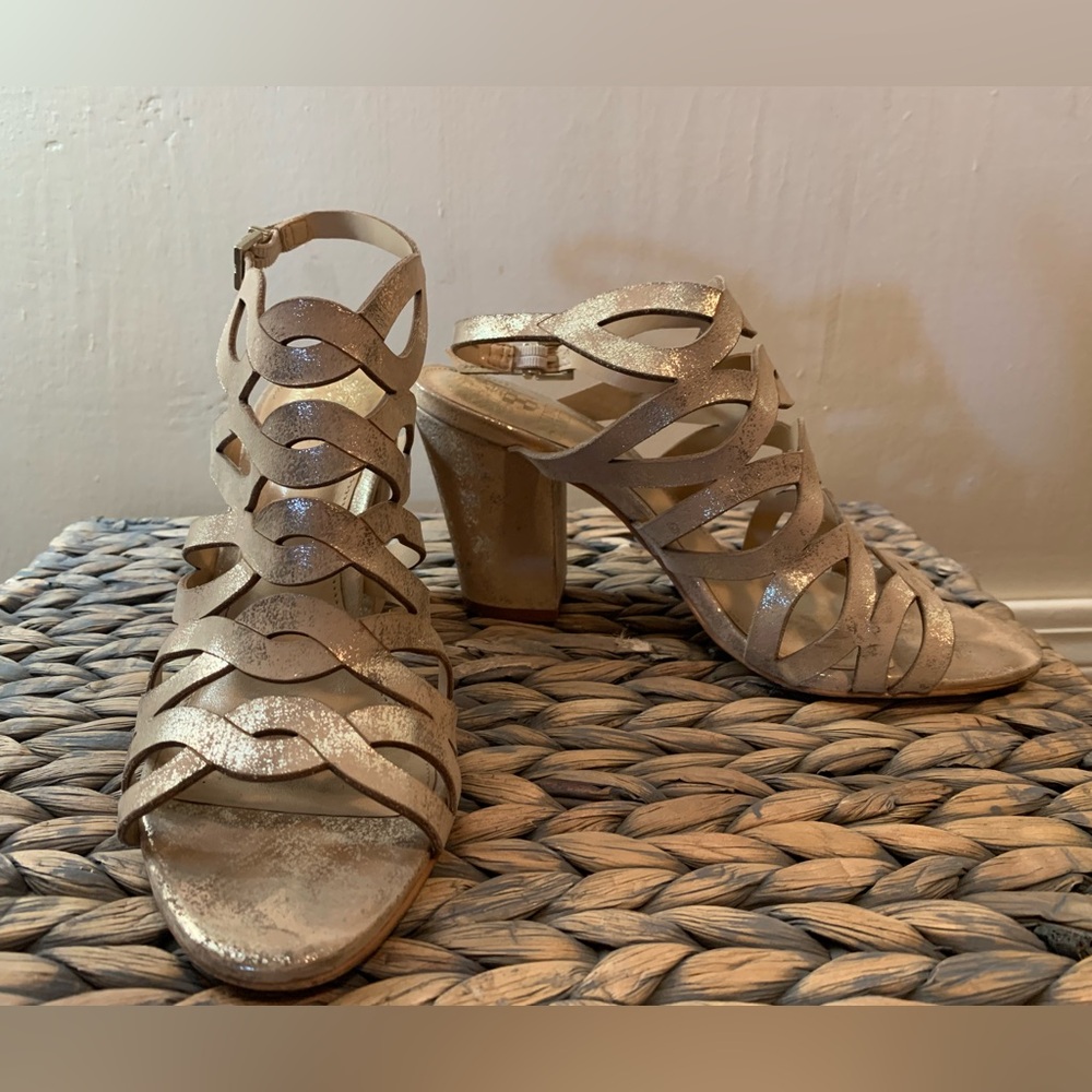 Vince Camuto Norla 
Gold Dress Sandal Block Heel Leather
Women’s size 7.5